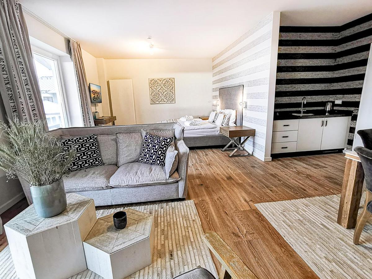 Easy Living Hotel List Buitenkant foto
